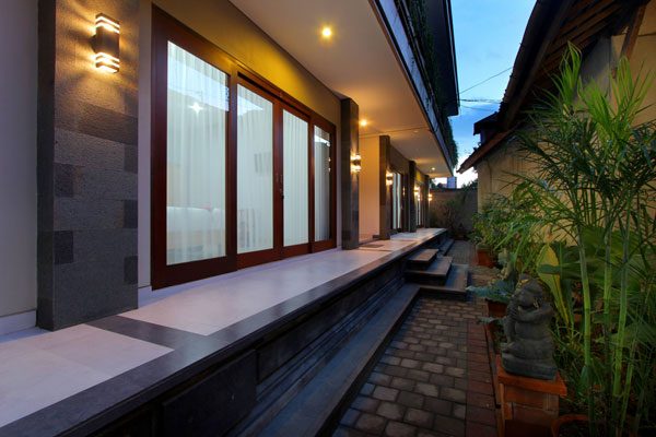 Sleep Well Seminyak Bali